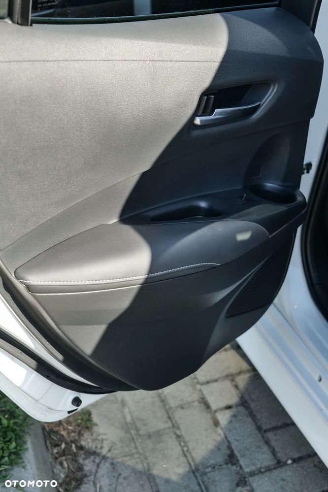 Toyota Corolla 1.8 Hybrid Comfort - 12