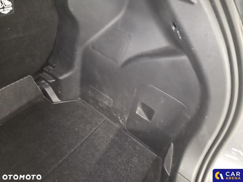 Toyota Yaris 1.5 Comfort - 30