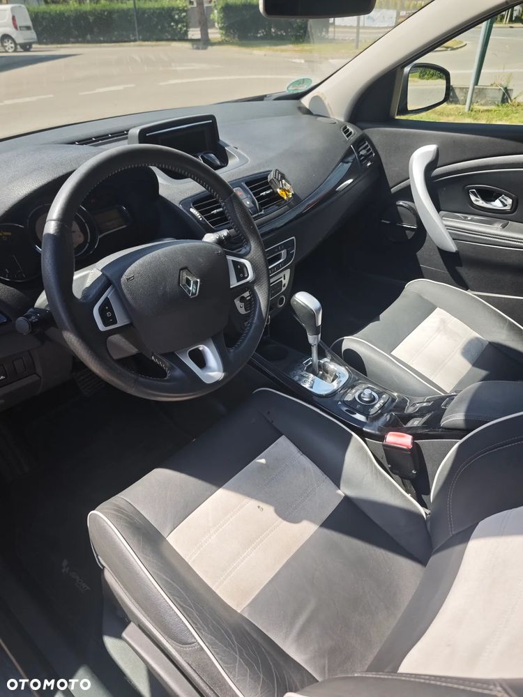 Renault Megane 1.5 dCi Limited EDC - 9