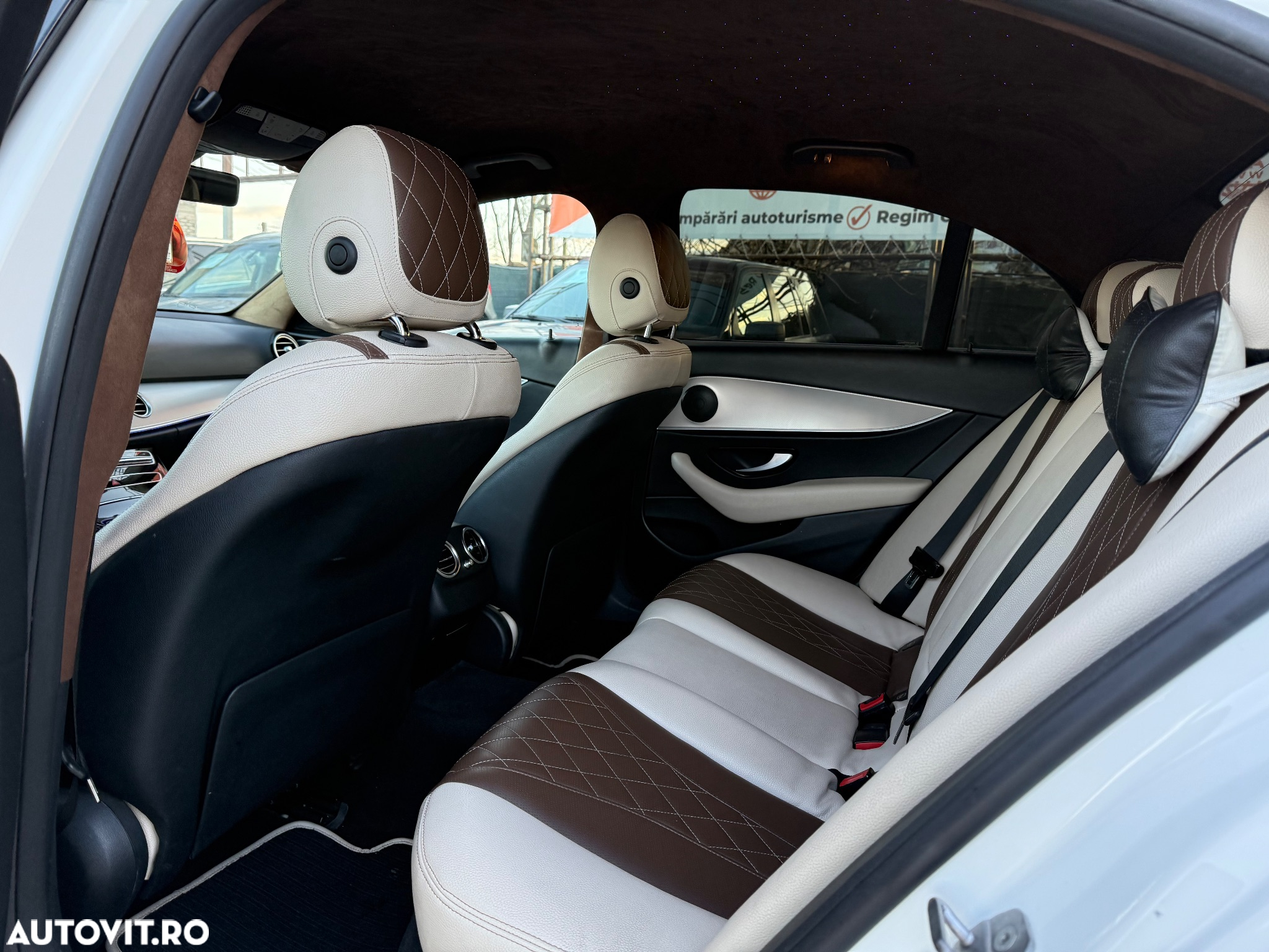 Mercedes-Benz E 220 d 9G-TRONIC AMG Line - 27