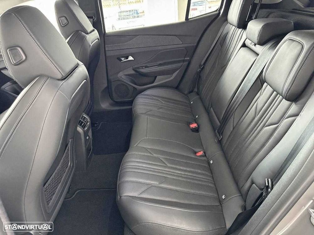 Peugeot 408 1.6 Hybrid Allure e-EAT8 - 10
