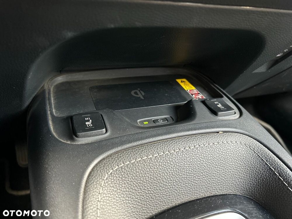 Toyota Corolla 1.8 Hybrid Style - 19