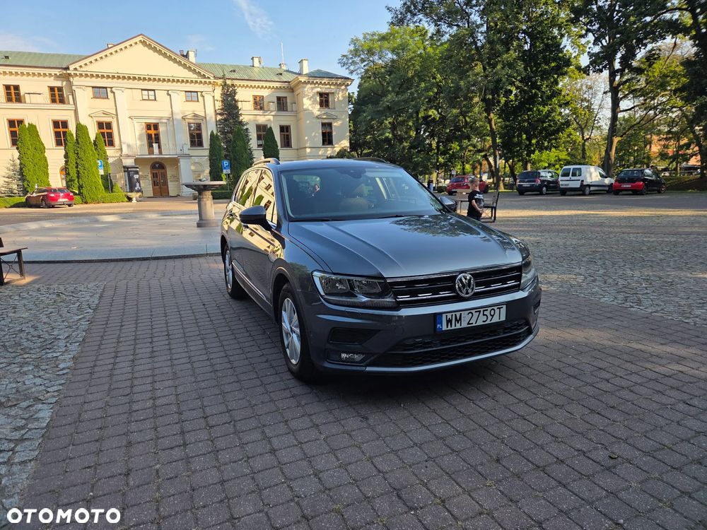 Volkswagen Tiguan - 2