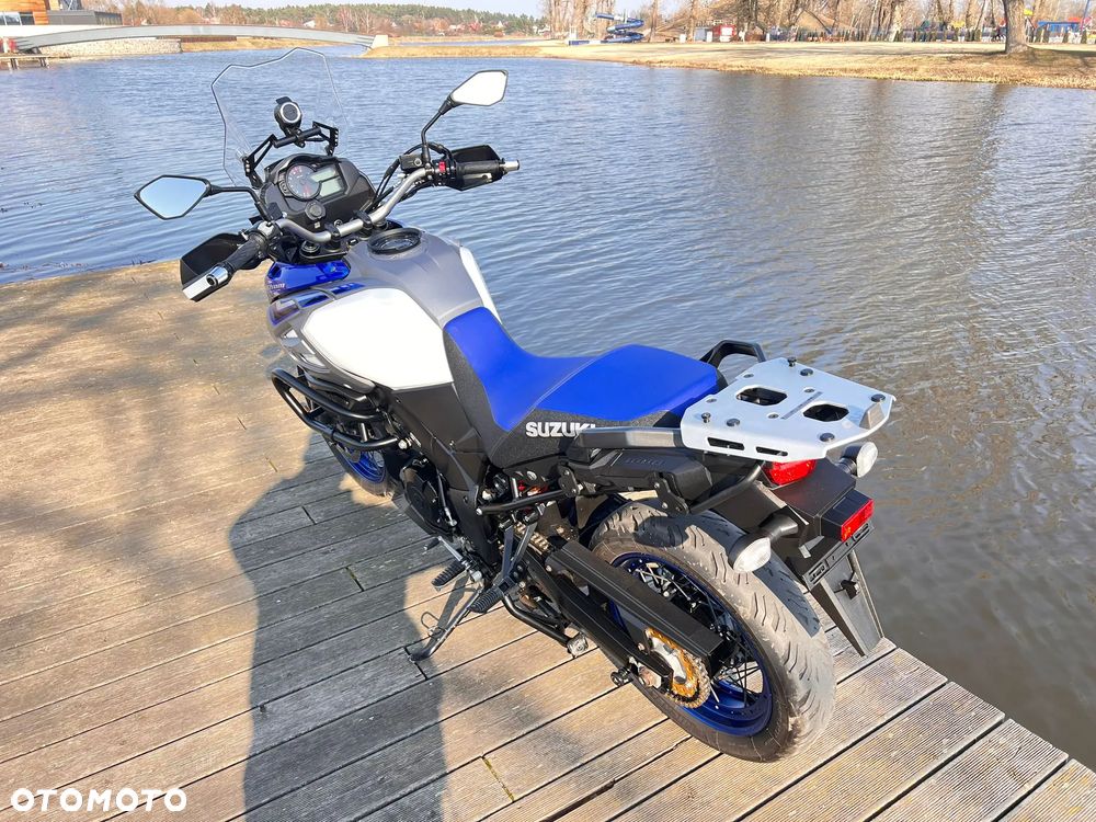 Suzuki V-STROM - 17