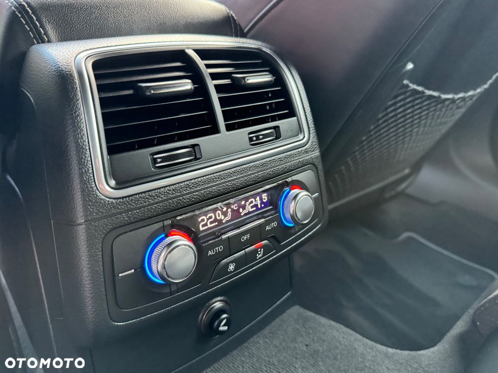 Audi A6 Avant 2.0 TDI Quattro S tronic - 10