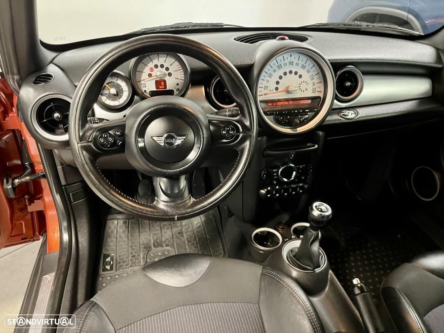 MINI Cabrio Cooper - 13