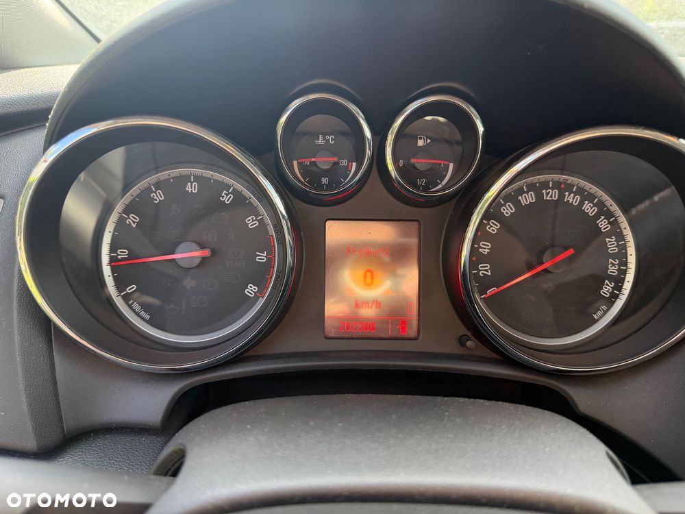 Opel Astra 1.4 ecoFLEX - 12