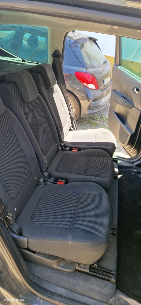 Peugeot 5008 1.6 BlueHDi Style - 6