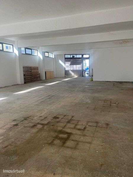 Armazém a venda Odivelas