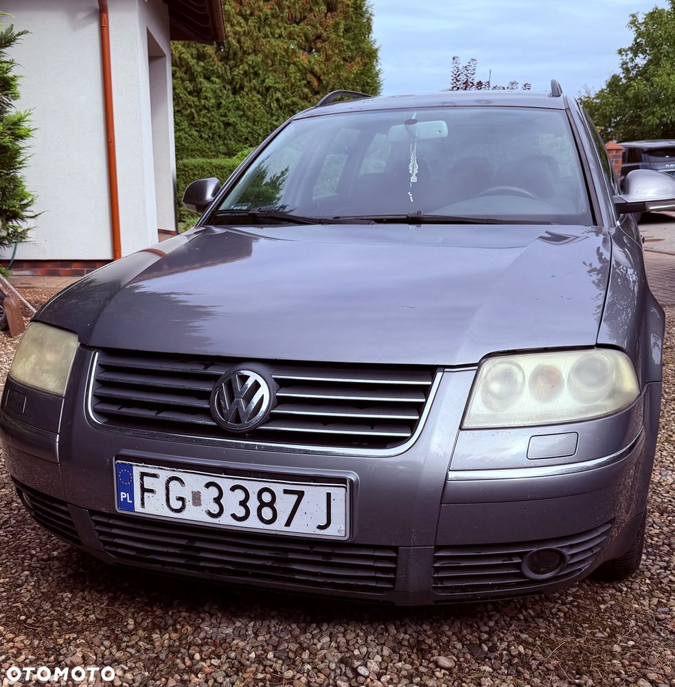 Volkswagen Passat 1.9 TDI Comfortline - 1