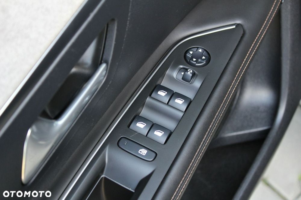 Peugeot 3008 - 10