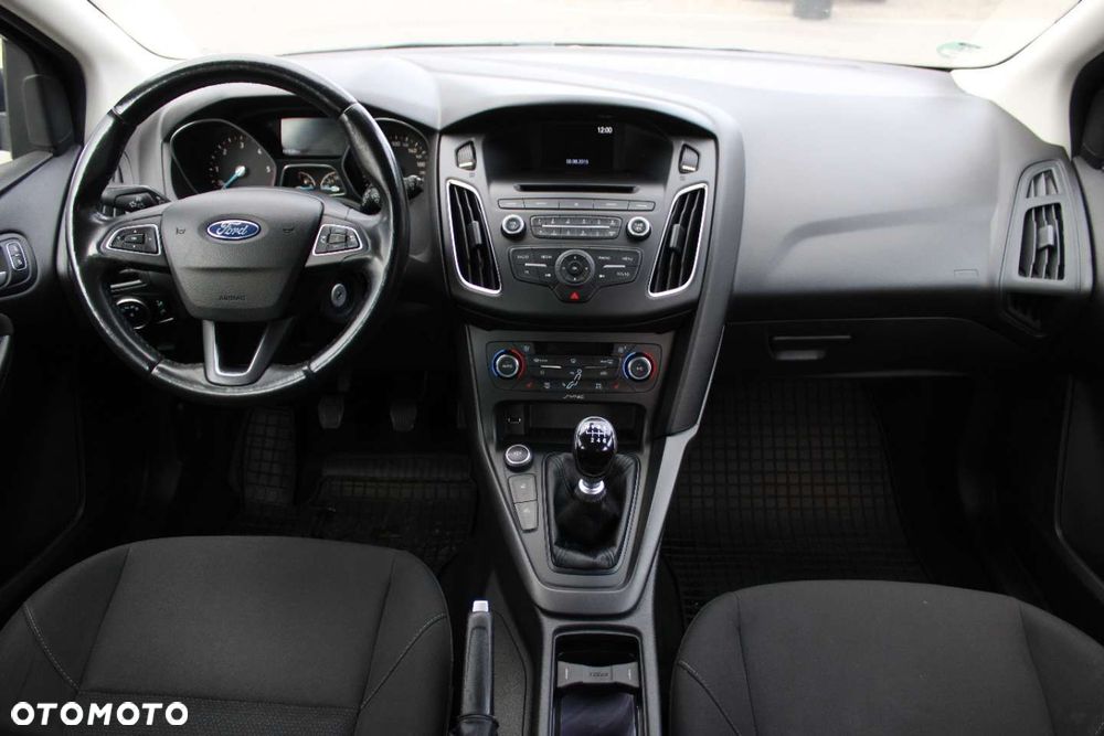 Ford Focus - 24