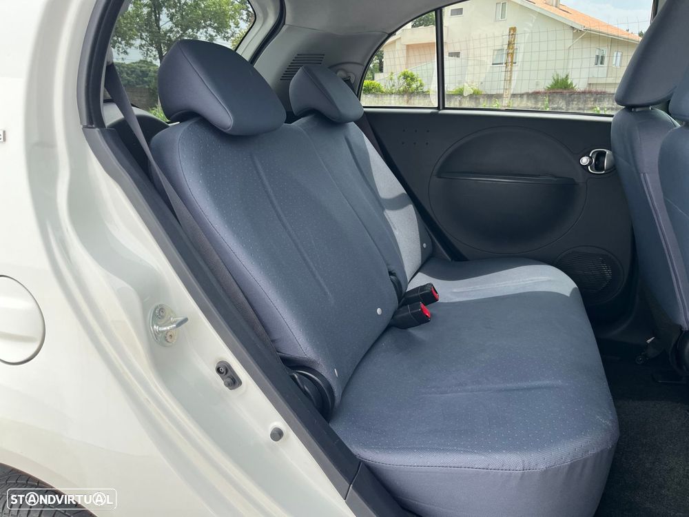 Peugeot iOn Active - 15