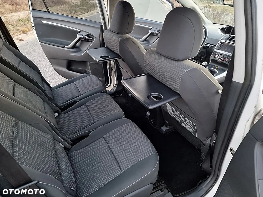 Toyota Verso 1.8 Edition - 21