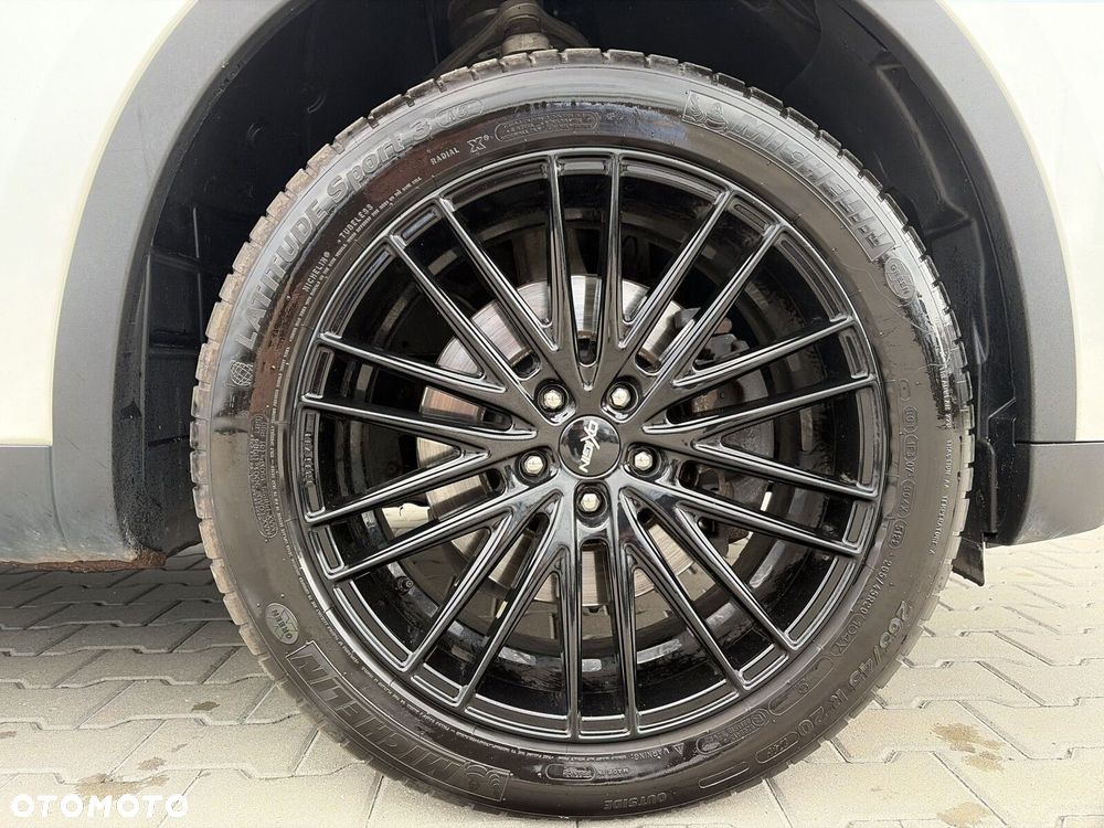 Maserati Levante - 10