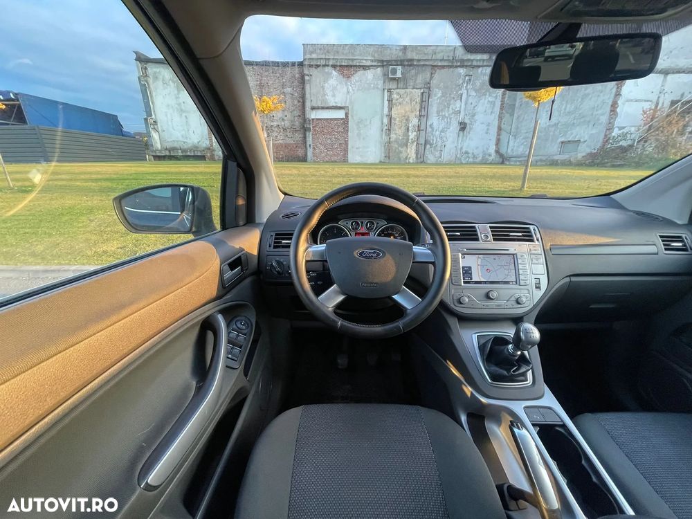 Ford Kuga 2.0 TDCi 4WD Titanium - 7