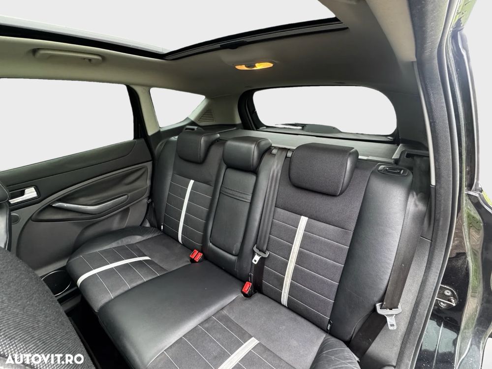 Ford Kuga 2.0 TDCi 4x4 Aut. Individual - 6