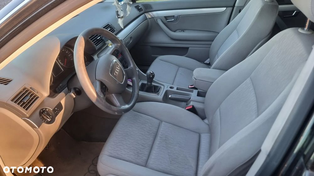 Audi A4 Avant - 7