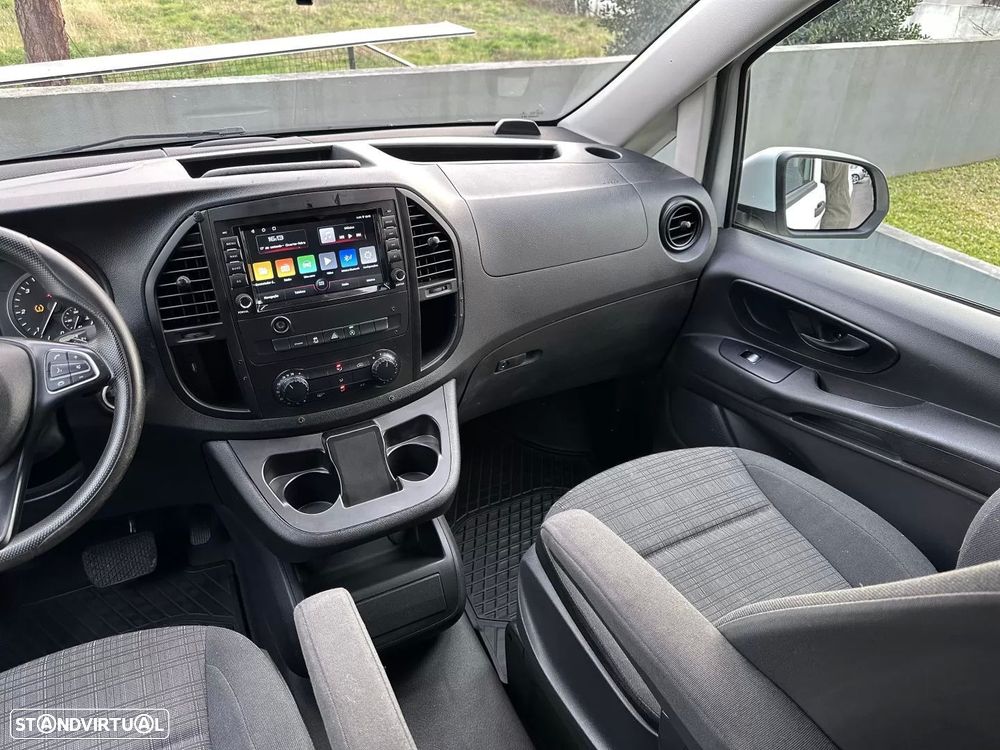 Mercedes-Benz Vito Tourer Longa Aut. PRO - 31