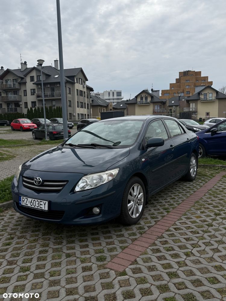 Toyota Corolla 1.6 VVT-i Prestige Start - 1