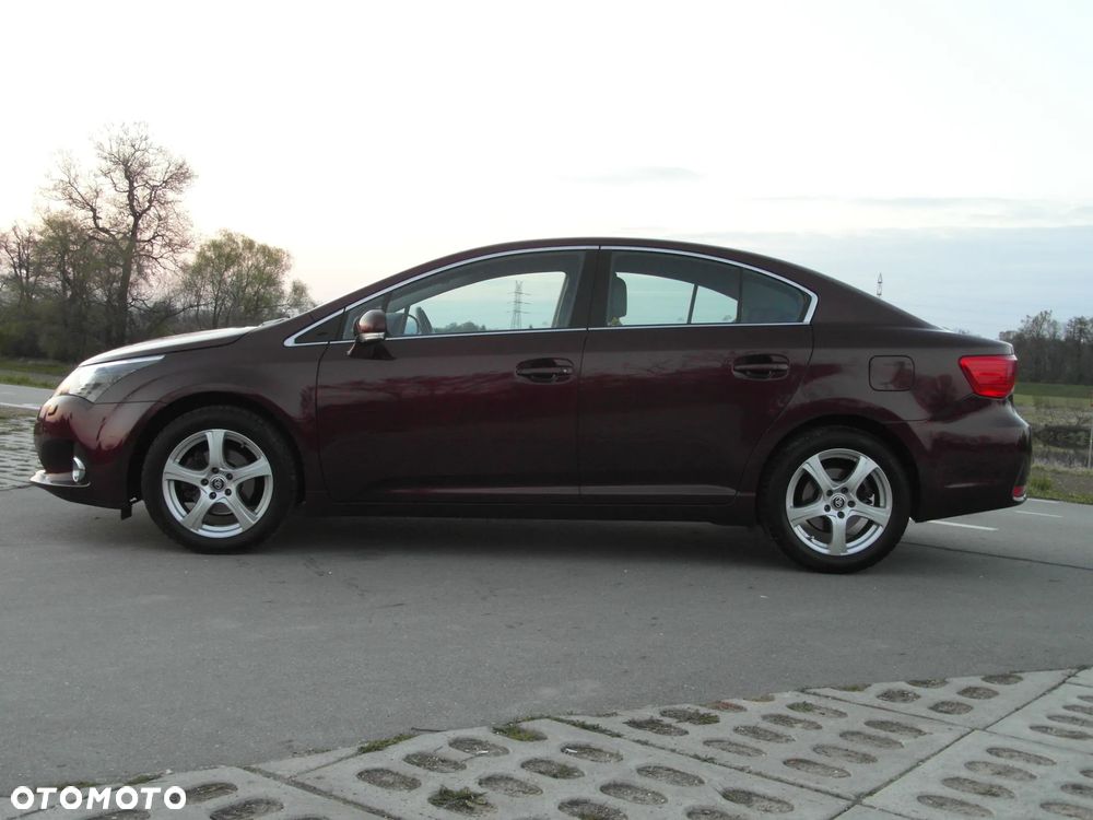 Toyota Avensis 1.8 Edition-S - 11