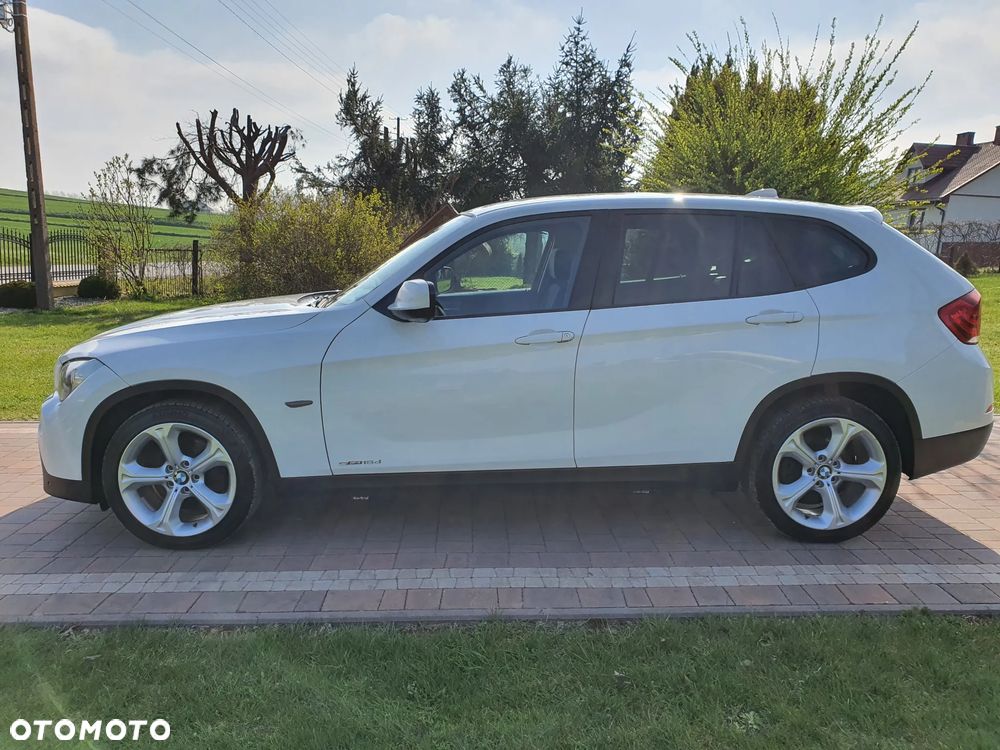 BMW X1 sDrive18d xLine - 10