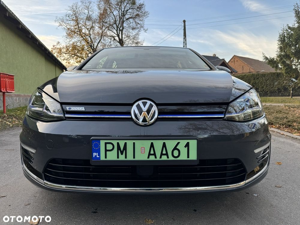 Volkswagen Golf - 11