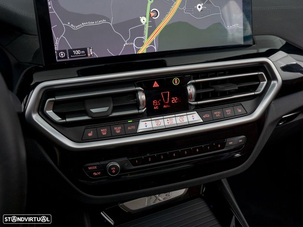 BMW iX3 M Sport Inspiring - 28