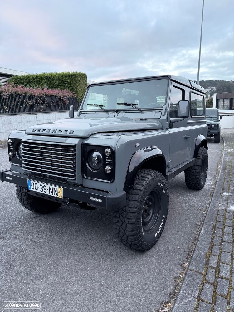 Land Rover Defender 90 2.5 TD5 Metal Top - 16
