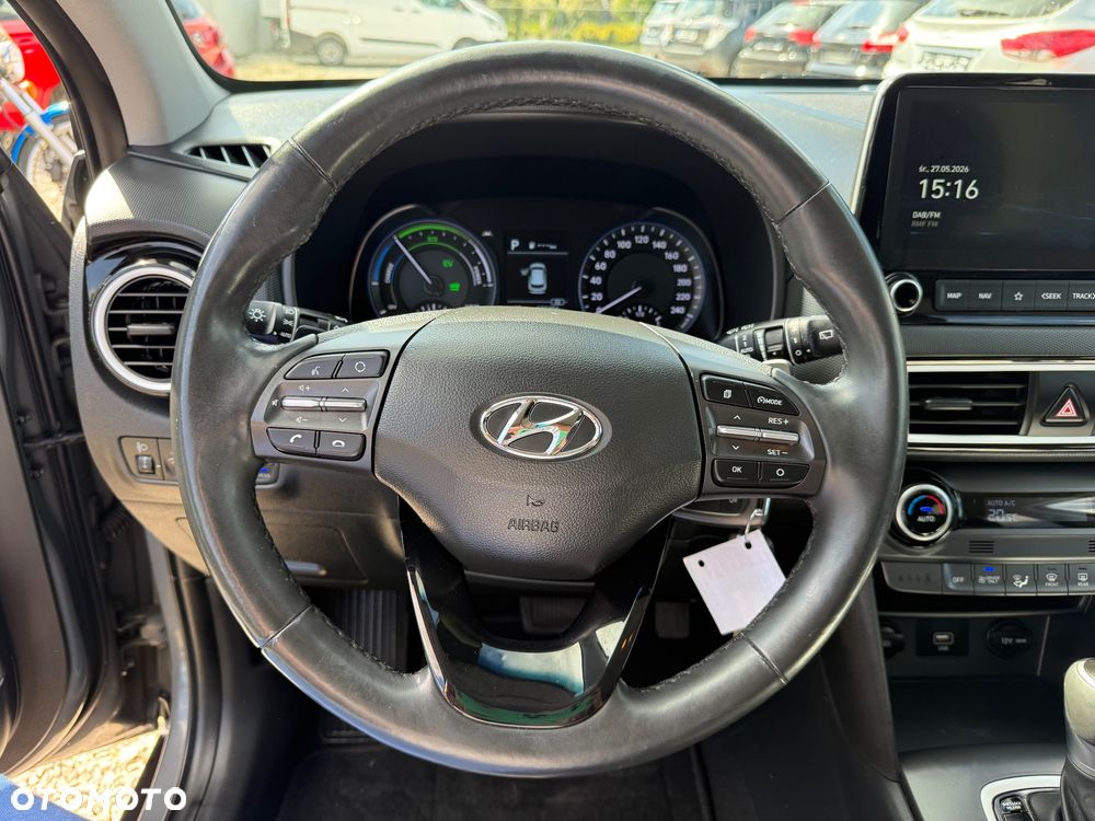 Hyundai Kona - 11