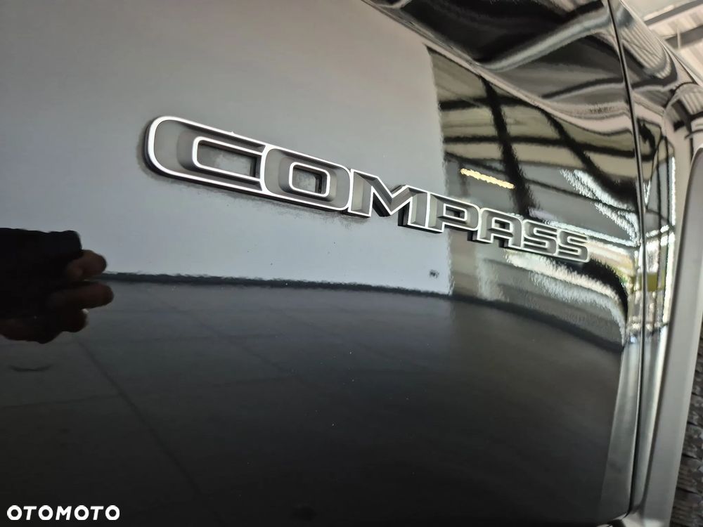 Jeep Compass 1.5 T4 mHEV Limited FWD S&S DCT - 27