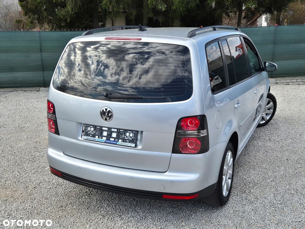 Volkswagen Touran 1.9 TDI DPF DSG Freestyle - 14