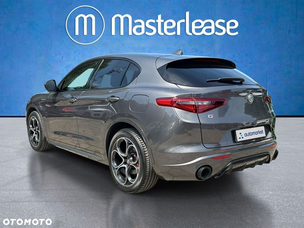 Alfa Romeo Stelvio - 7