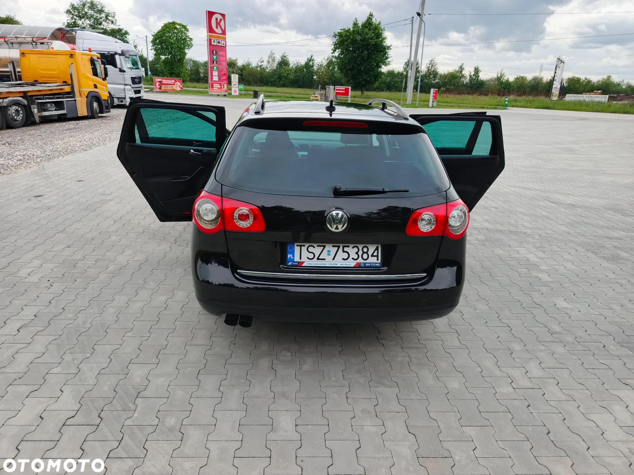 Volkswagen Passat 2.0 FSI Comfortline - 25