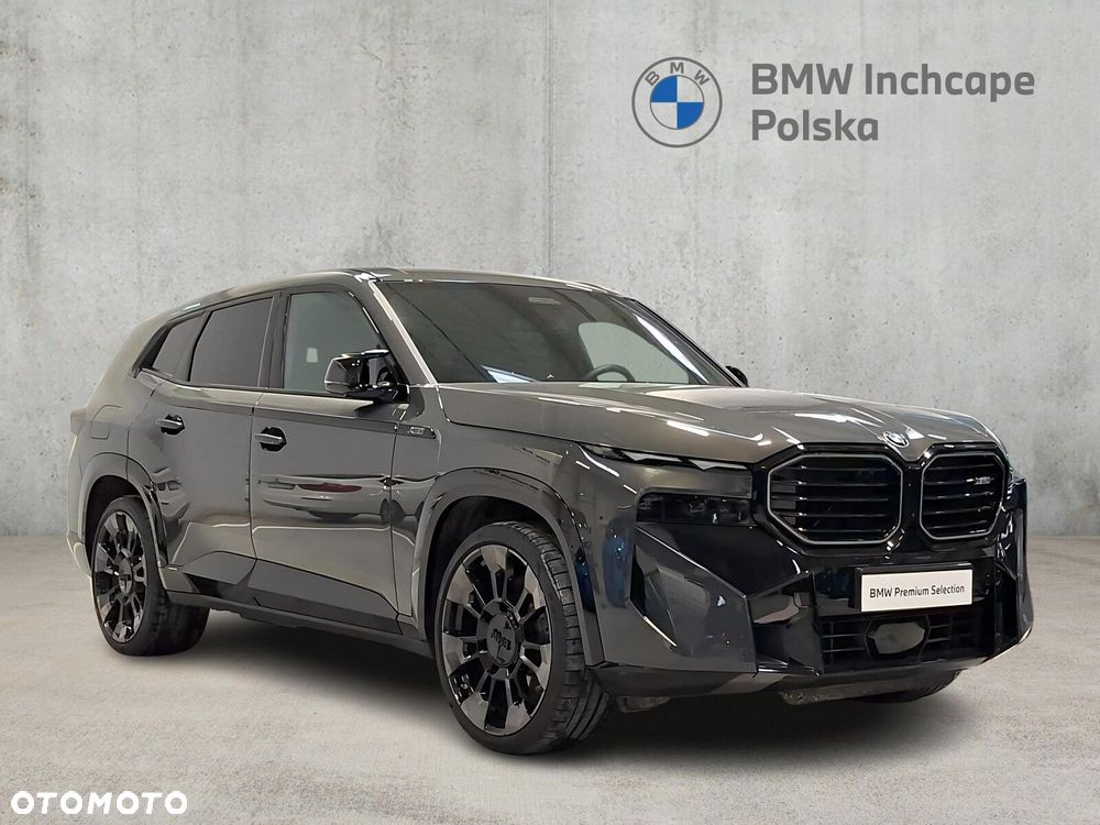 BMW XM - 7