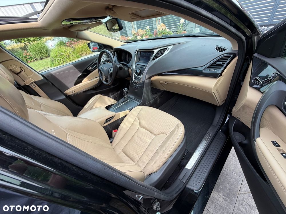 Hyundai Azera - 7