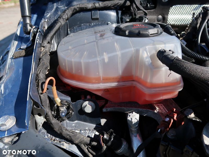 Skoda Superb 2.0 TDI SCR Ambition DSG - 25