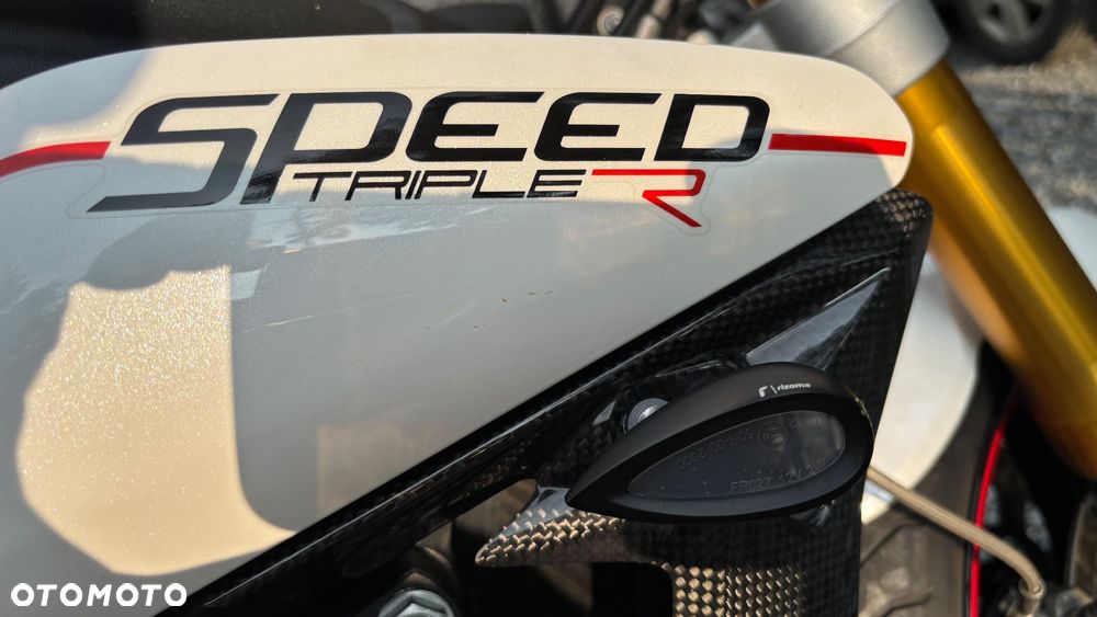 Triumph Speed Triple - 8