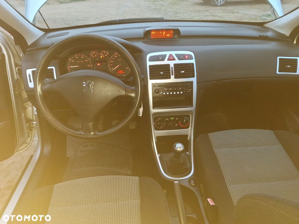 Peugeot 307 110 Epok - 13