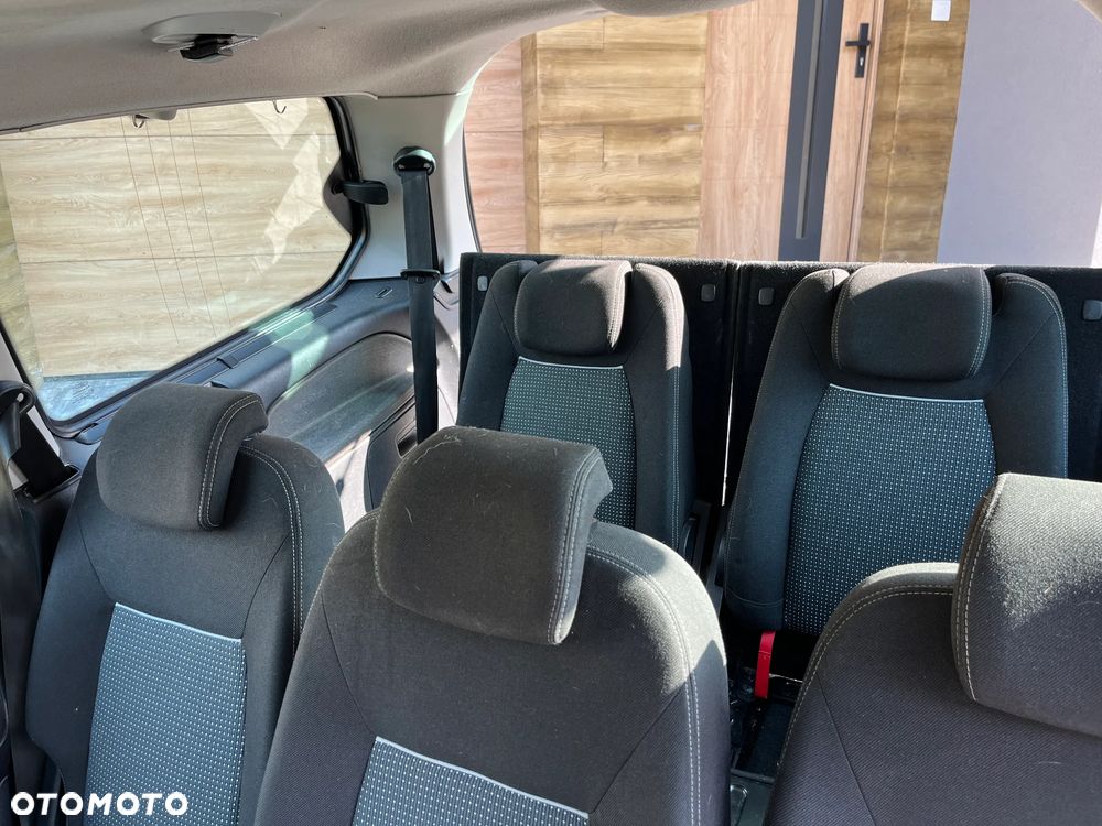 Ford Galaxy 2.0 TDCi Trend - 11