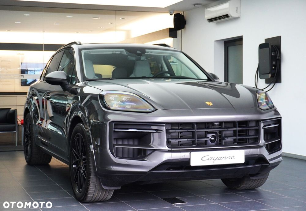 Porsche Cayenne - 4