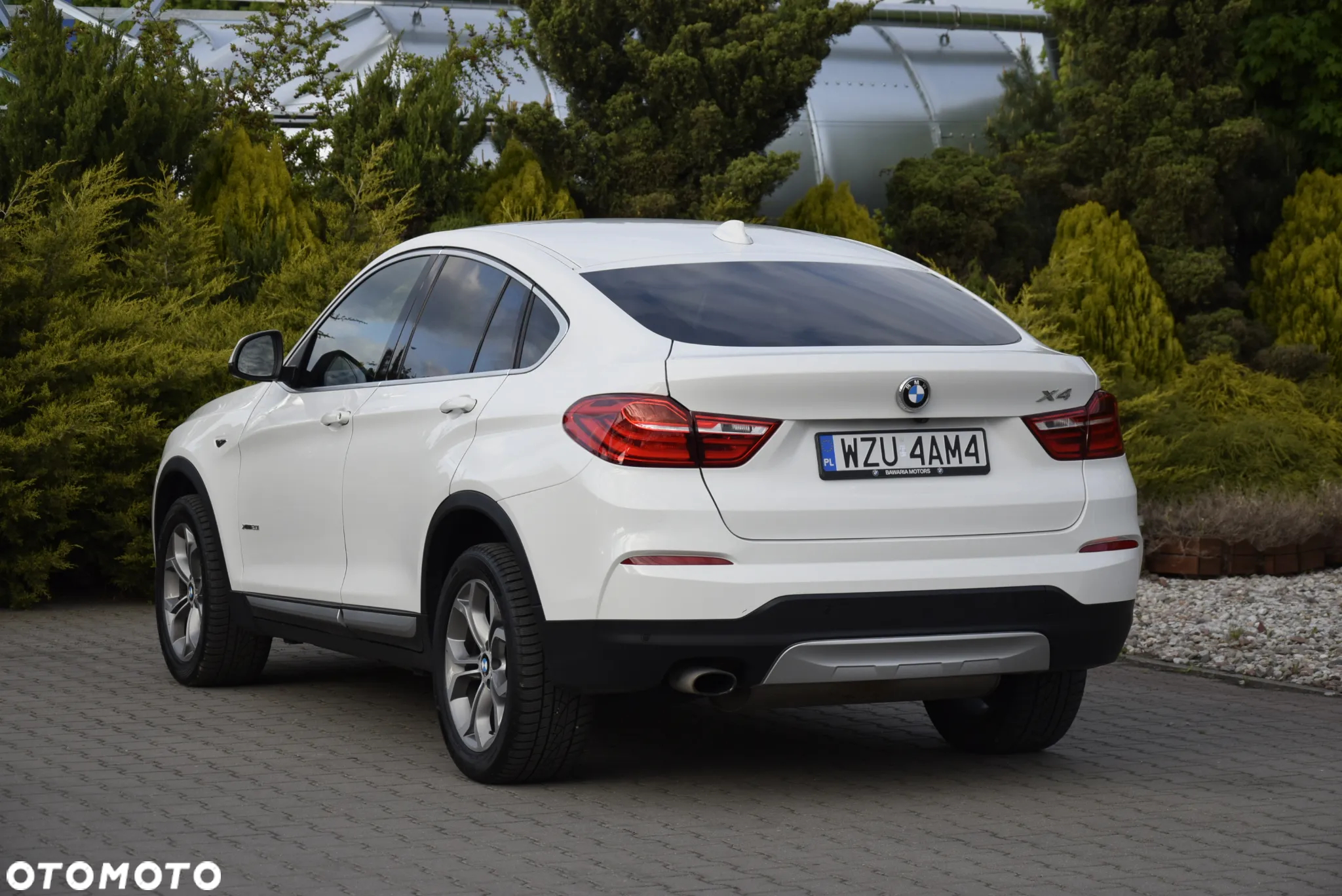 BMW X4 xDrive20i xLine - 22