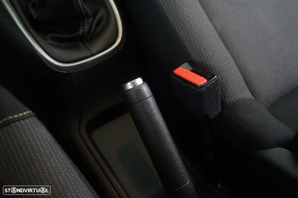 Citroën C3 1.2 PureTech Shine - 30