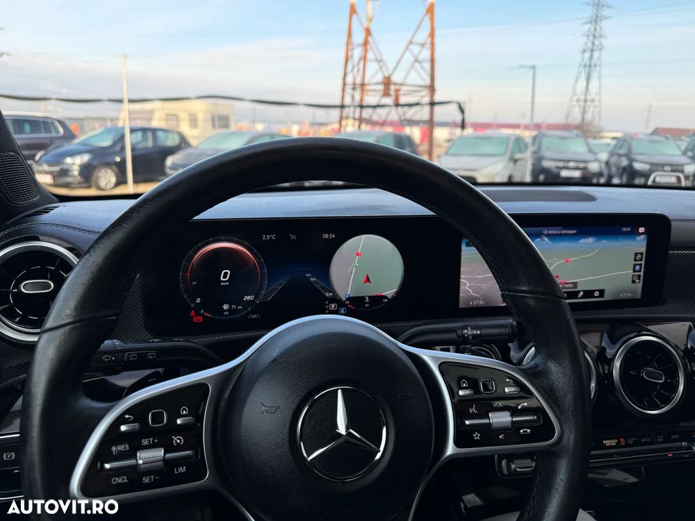 Mercedes-Benz CLA 180 - 32