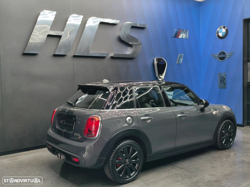 MINI 5 Portas Cooper SD Auto Desportiva - 47