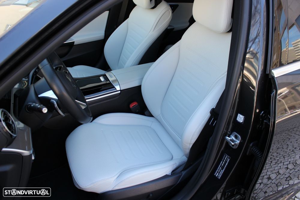 Mercedes-Benz C 300 d AMG Line - 19