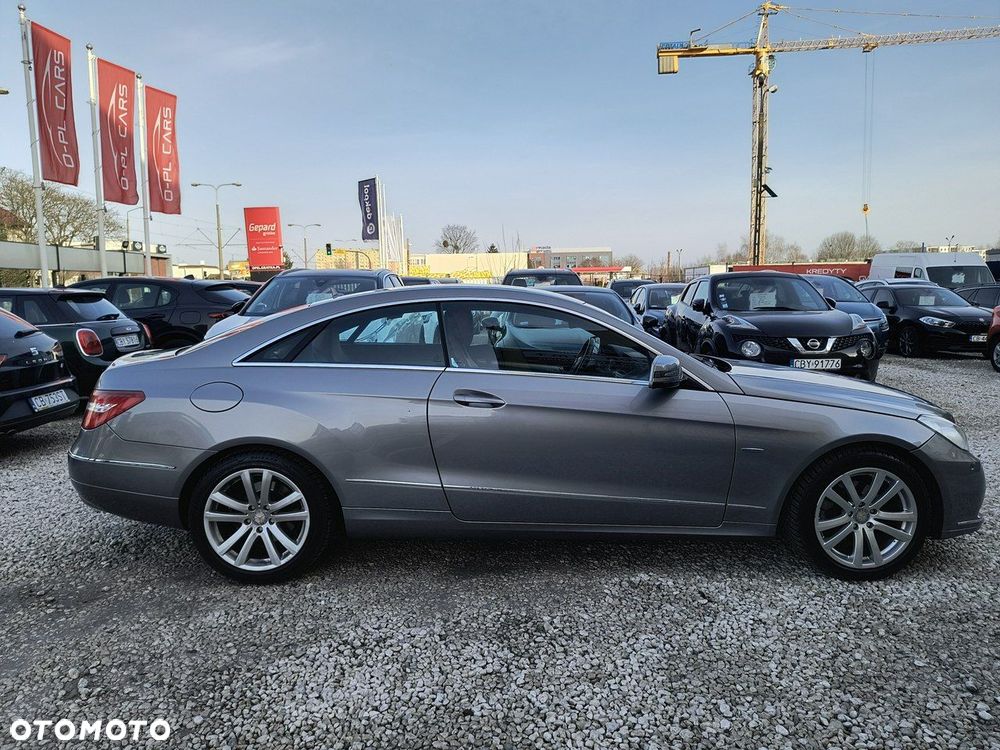 Mercedes-Benz Klasa E 250 BlueEFFICIENCY 7G-TRONIC - 36