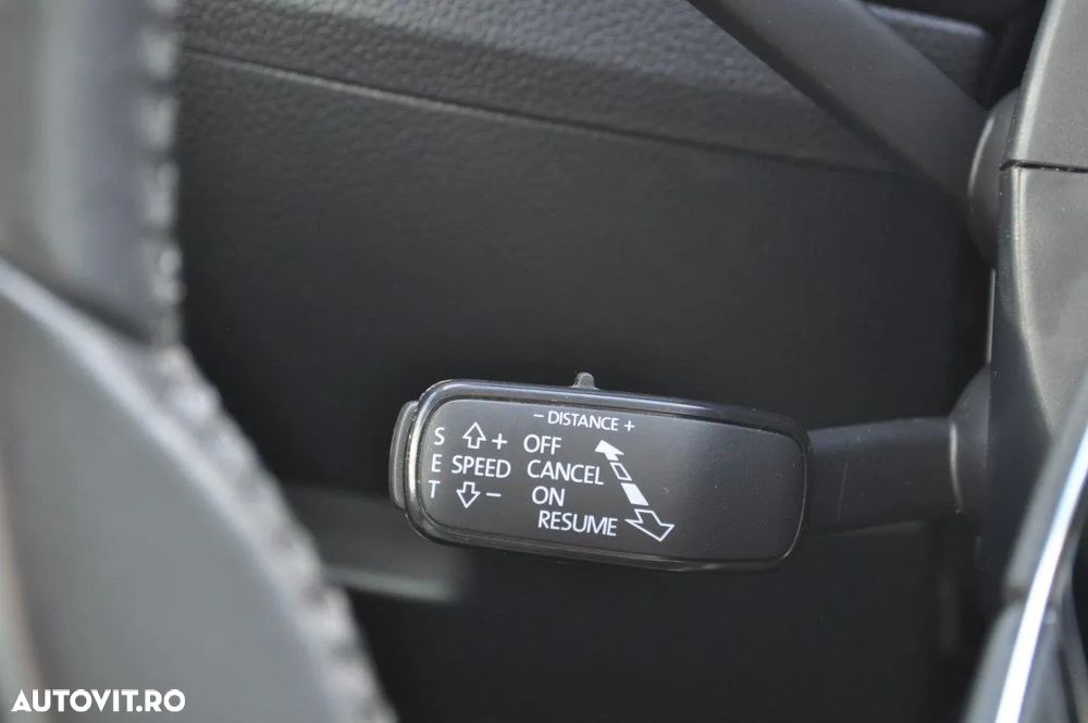 Skoda Superb 2.0 TDI DSG Premium Edition - 24