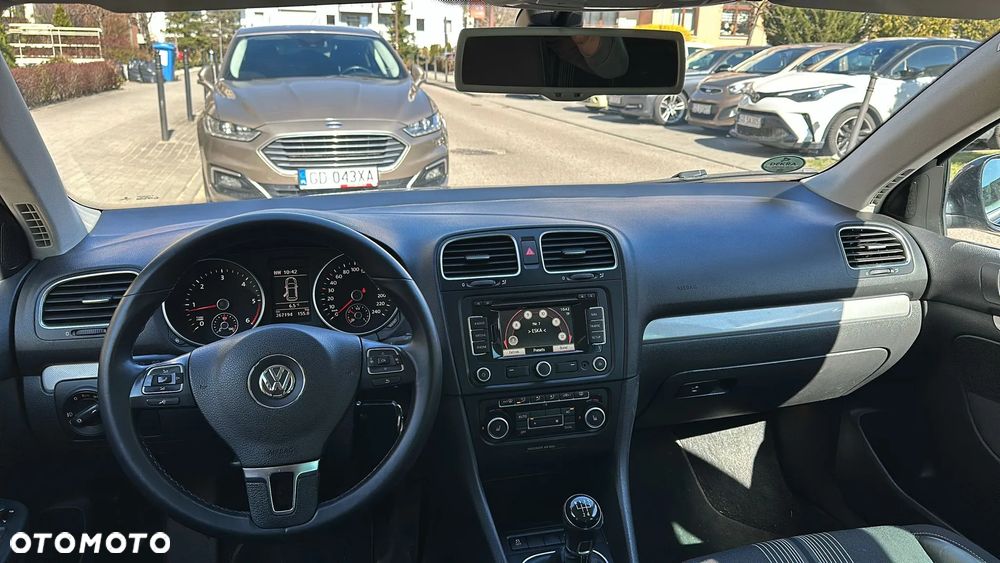Volkswagen Golf 1.6 TDI DPF BlueMotion Technology MATCH - 14