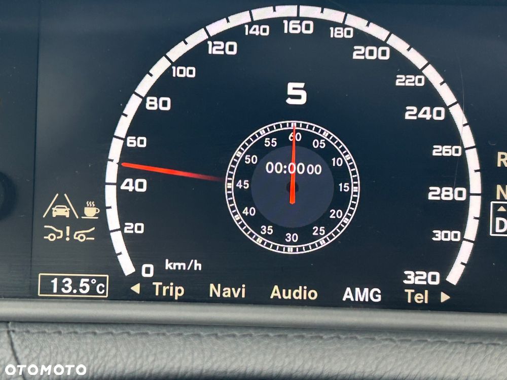 Mercedes-Benz CL - 32